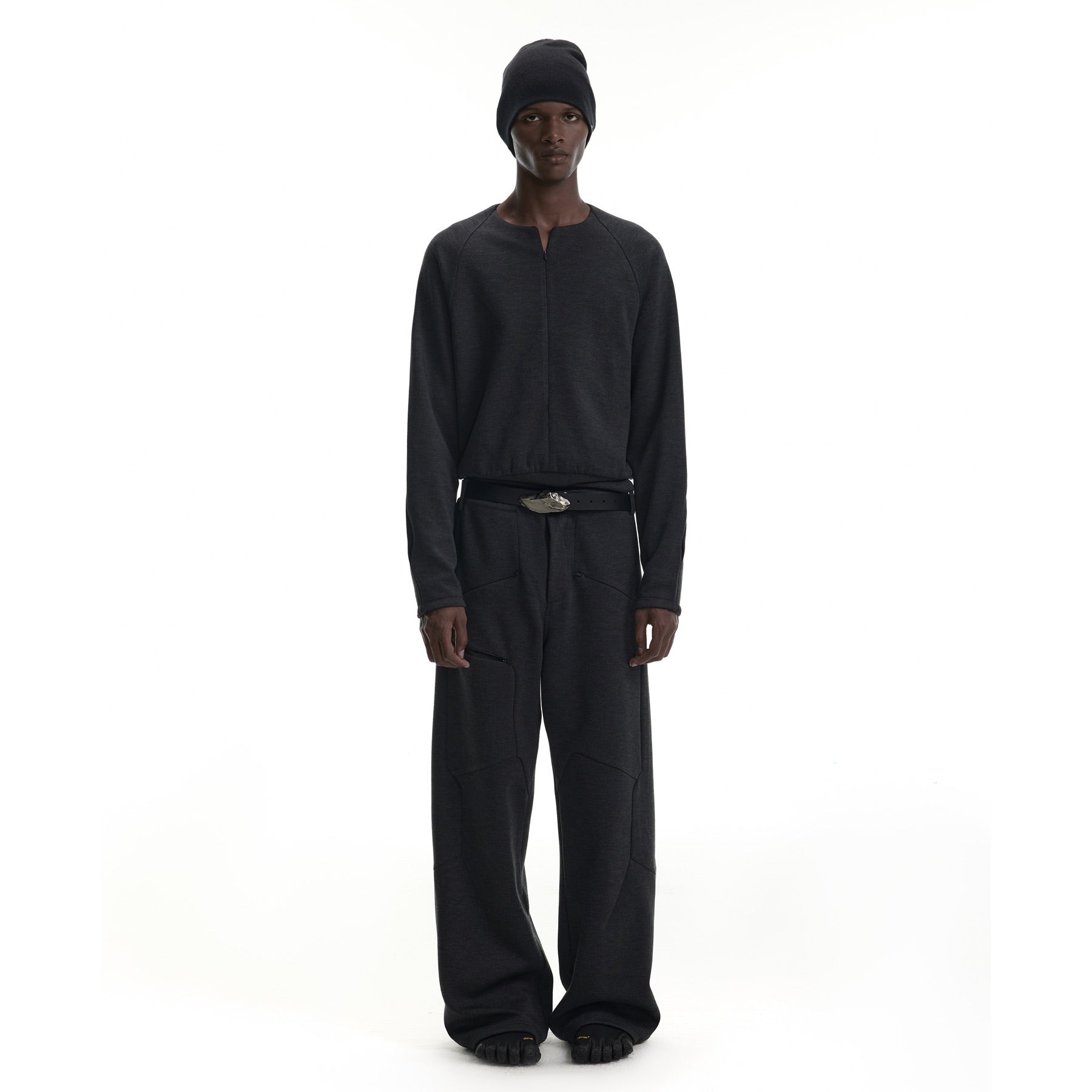 Curved-Zip Air-Layer Pullover Sweatshirt